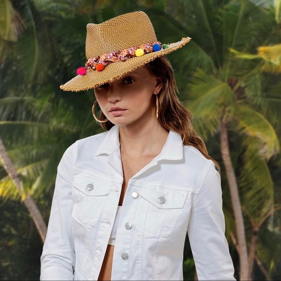 Eric Javits Accessories - NWOT ERIC JAVITS Corfu Packable Squishee Straw Hat